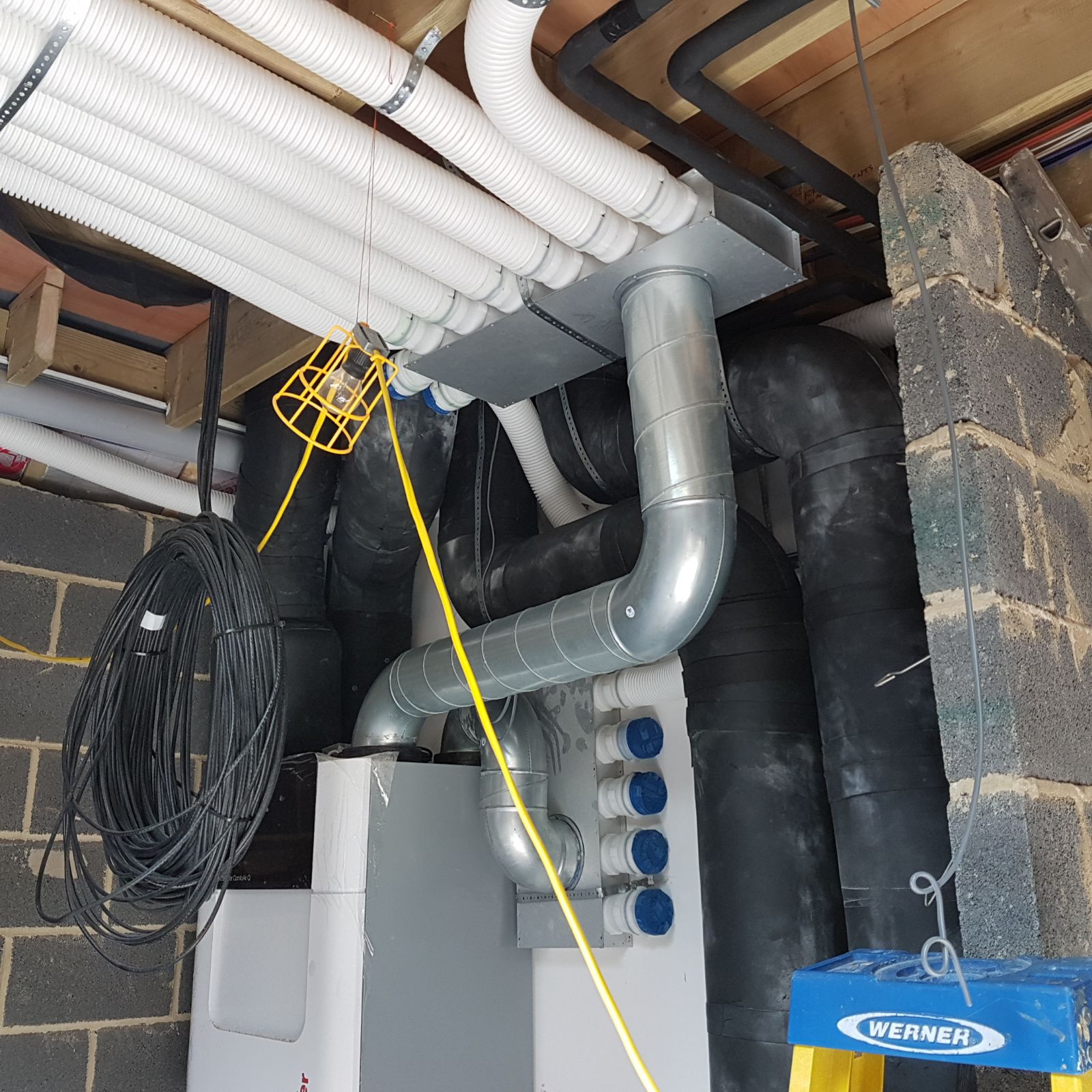 MVHR radial ductwork installed in a manifold system - Enhabit 2019