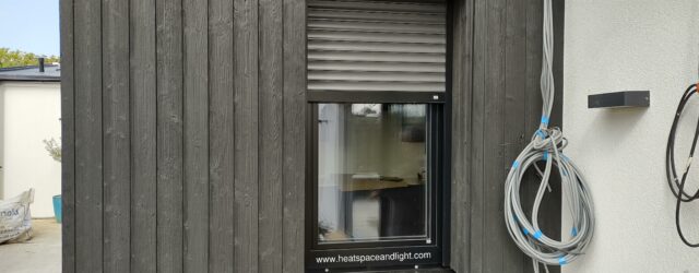 External shading blinds incorporated into windows to keep home cool in summer - Heat, Space and Light Ltd 2021